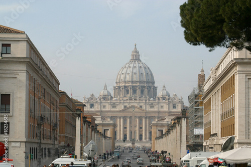 Photo of St. Peter's Basilica in Rome photo