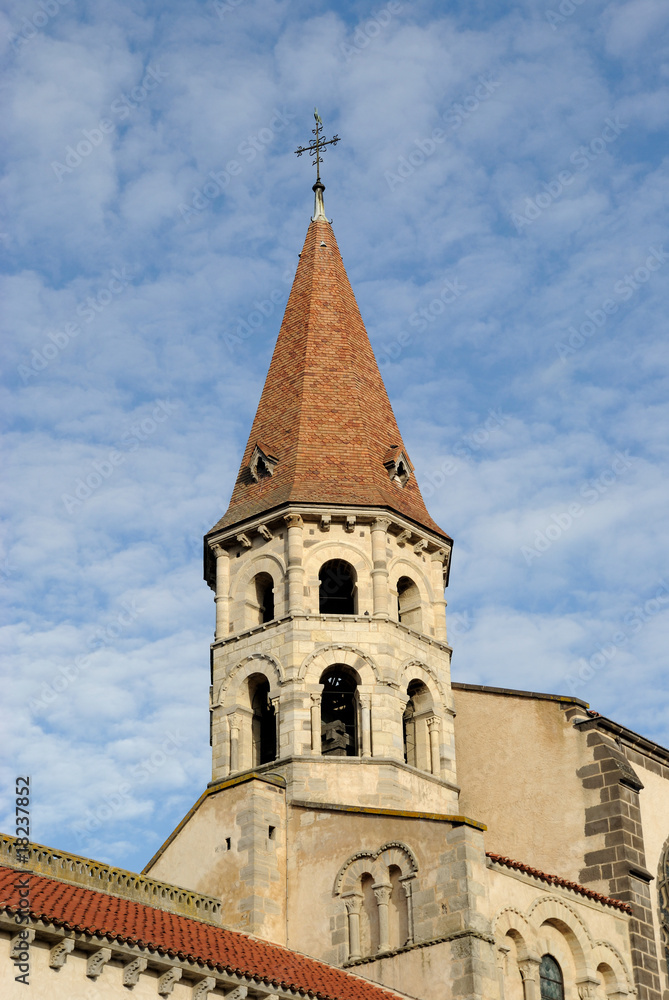 Clocher de l'église d'Ennezat (63)