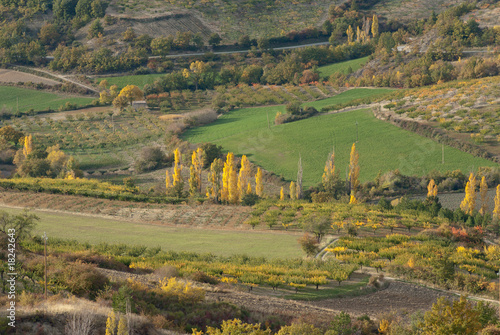 Wallpaper Mural vallée cultivée - paysage d'automne Torontodigital.ca
