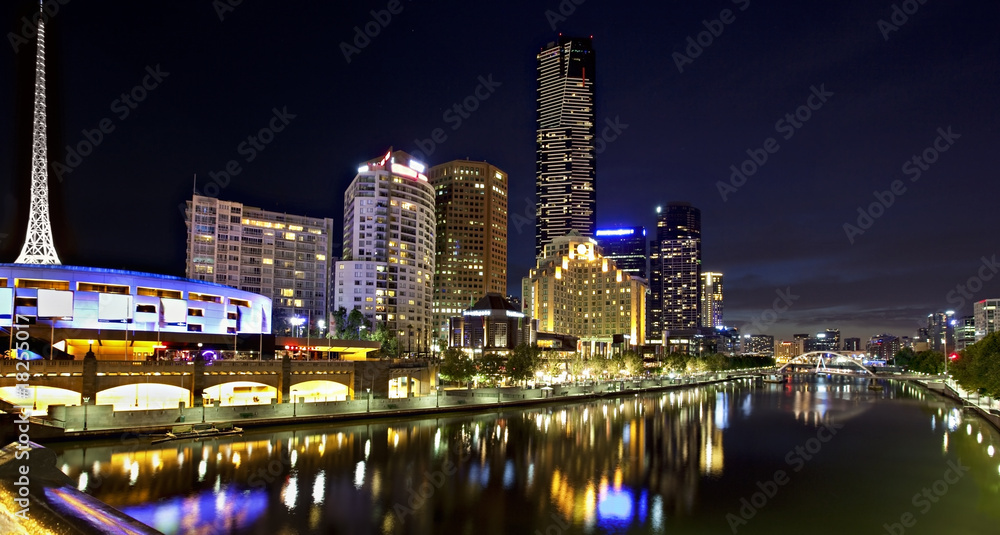 Melbourne by Night