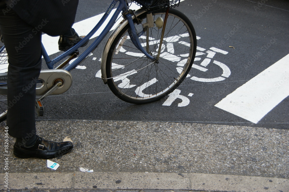 cycling cycling