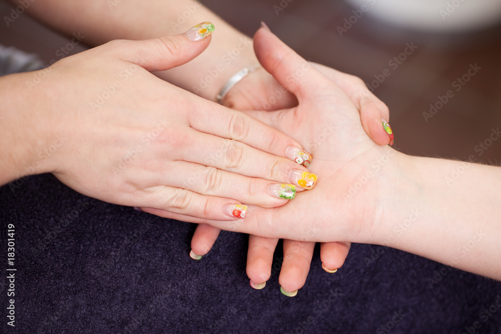 Fototapeta masaż dłoni