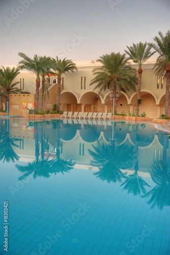 piscine d'un super hôtel