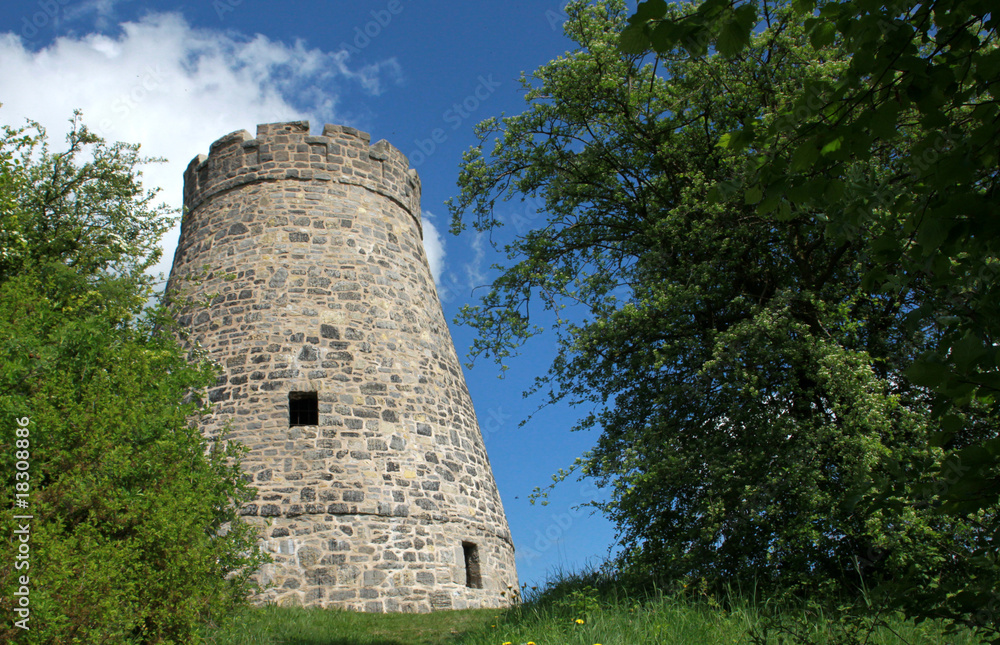 Windmühlenstumpf in der Nähe von Barntrup Windmühlenstumpf in der Nähe von Barntrup