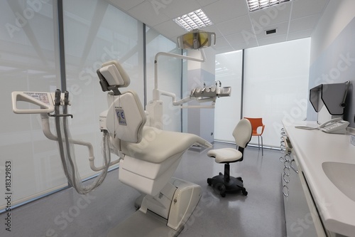 studio dentistico photo