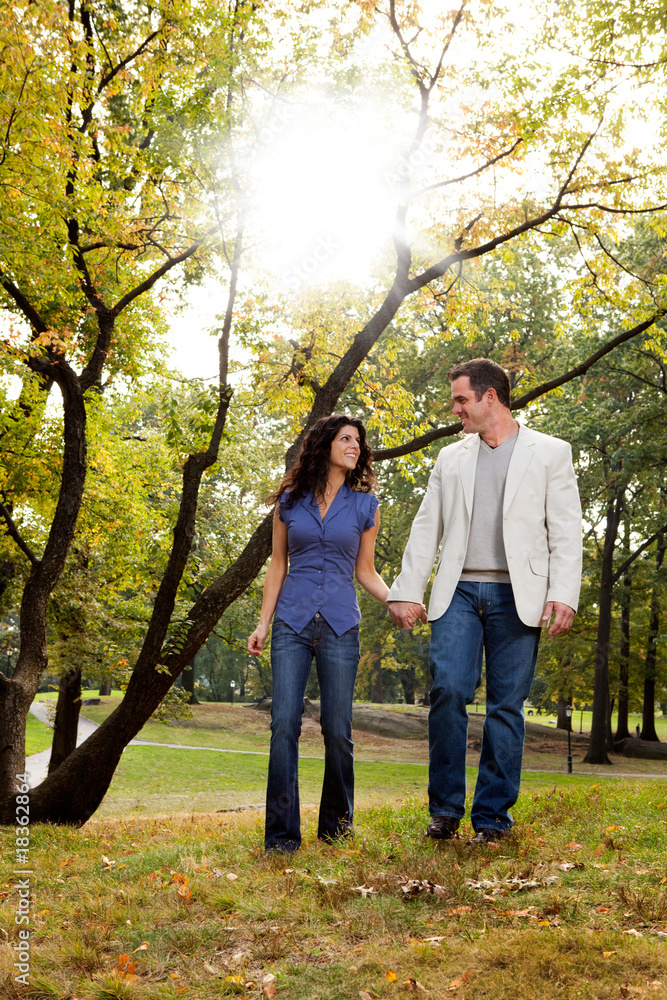 Park Couple Walk Park Couple Walk
