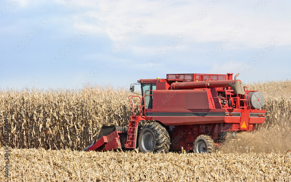 Fototapeta premium Red Combine