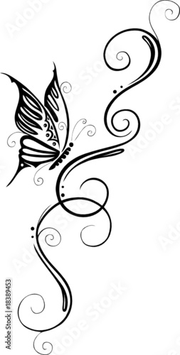 floral, filigranes Tattoo, Ranke mit Schmetterling, butterfly
