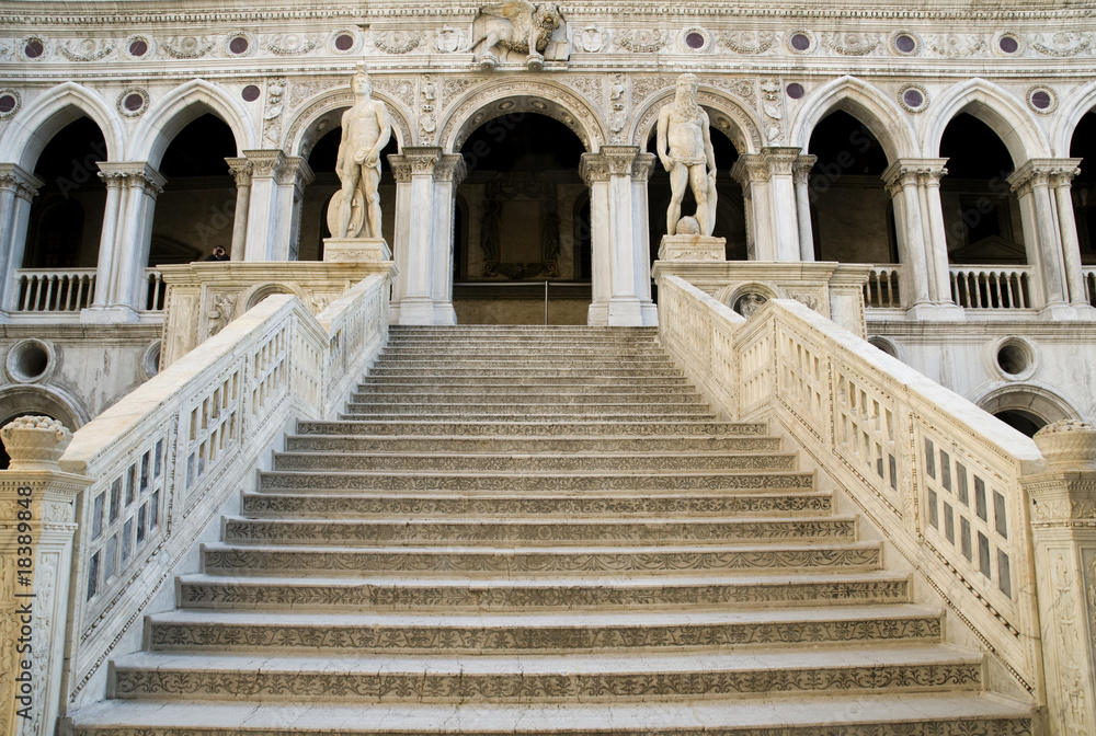 scala dei giganti- palazzo ducale- Venezia