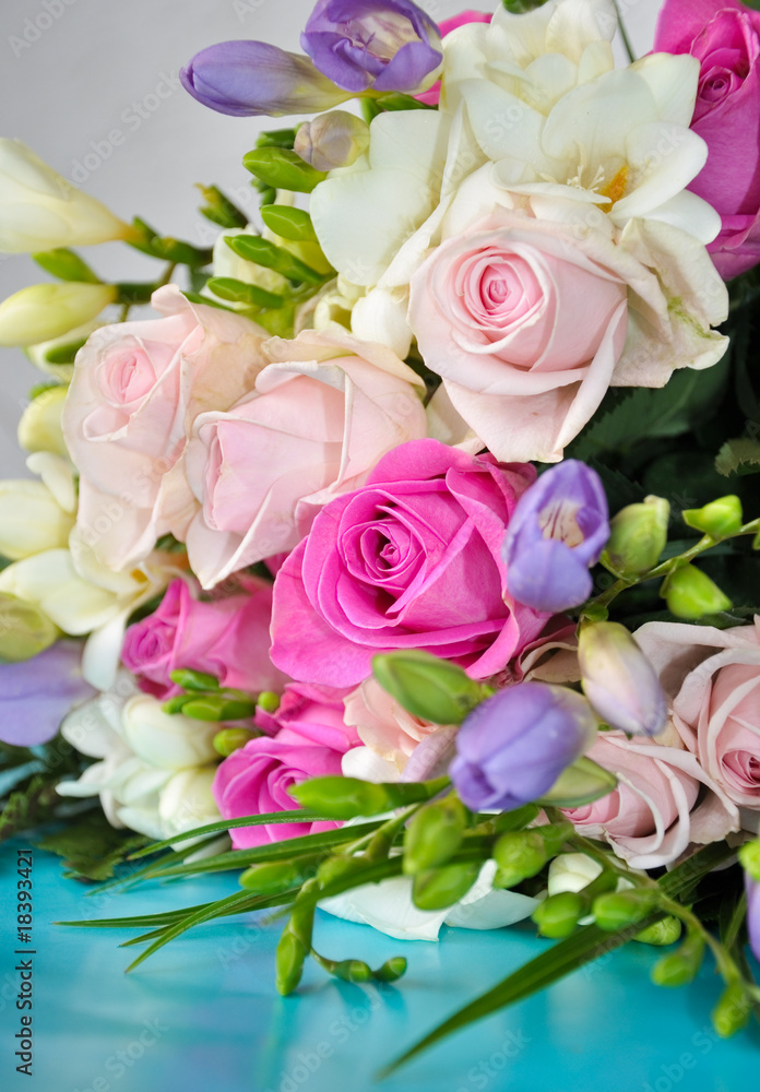 Rosen und Fresien Bouquet Rosen und Fresien Bouquet