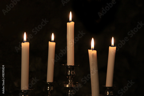 Kerzenstrahler mit fünf Kerzen