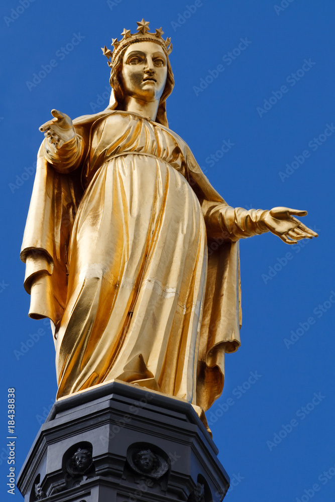 Fototapeta premium Golden Statue of Virgin Mary / Saint Mary / Our Lady