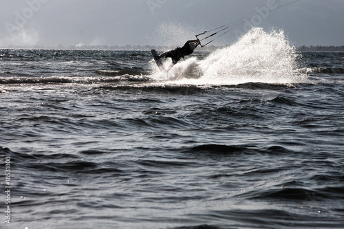 Kite surfing © Gabriela Insuratelu