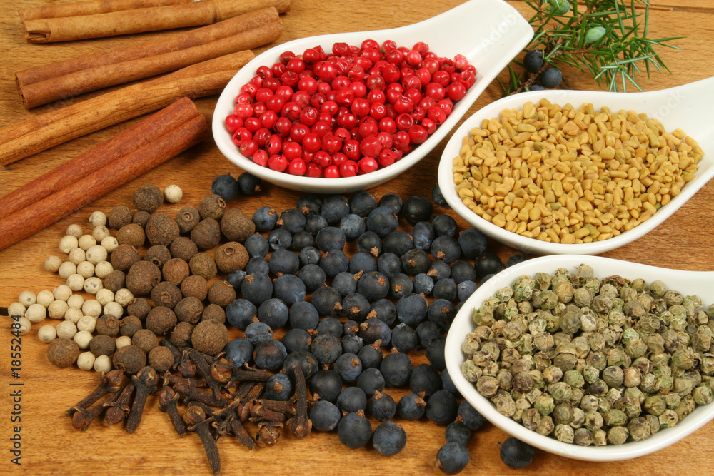 Pepper, fenugreek, cinnamon Pepper, fenugreek, cinnamon