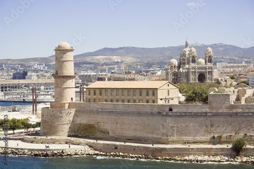 Marseille-port © zegarouz