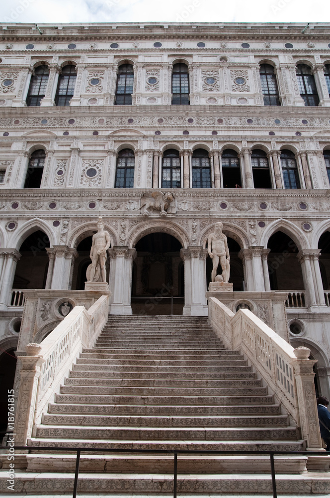 architectural details of Doge's Palace