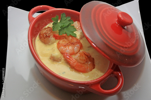 saint-jacques et crevettes photo