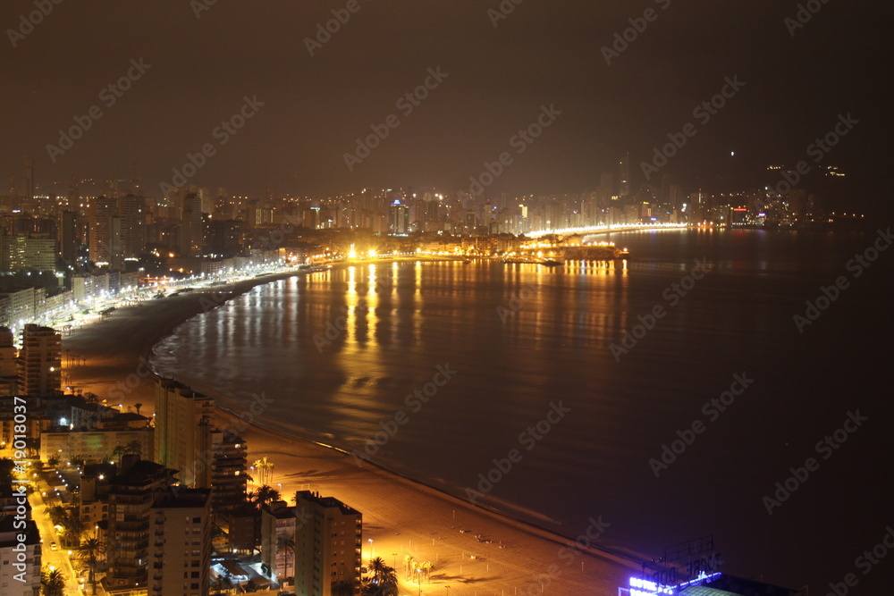 Fototapeta premium Benidorm, La nuit