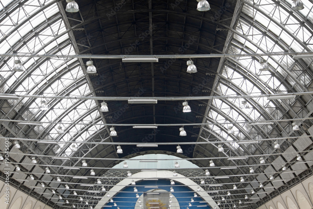 Obraz premium A roof is in a pavilion