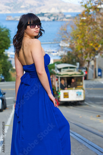 Asian Girl with San Francisco Cable Car © Mat Hayward