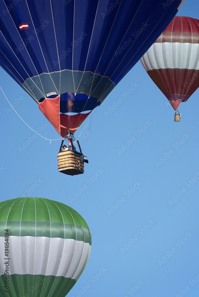 Naklejka premium Heißluftballon