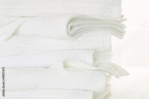 Heimtextilien,Stapel Handtuecher auf weiss