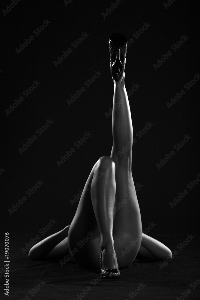 Sexy Beine schwarz weiss Stock Photo | Adobe Stock