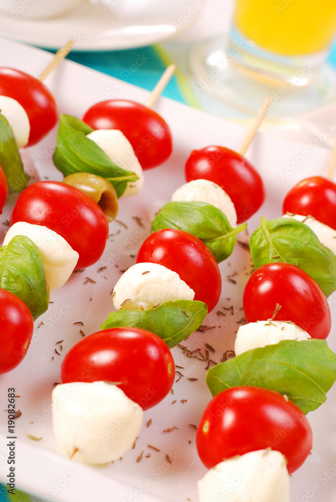 caprese salad on sticks caprese salad on sticks
