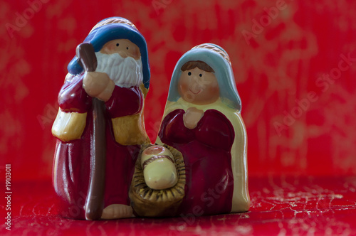 Santons de Joseph,Marie et Jésus pour la Crèche de Noël photo