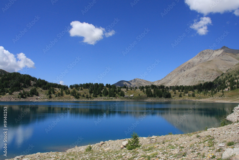 lac d'allos alpes montagne mountain croix lake nature