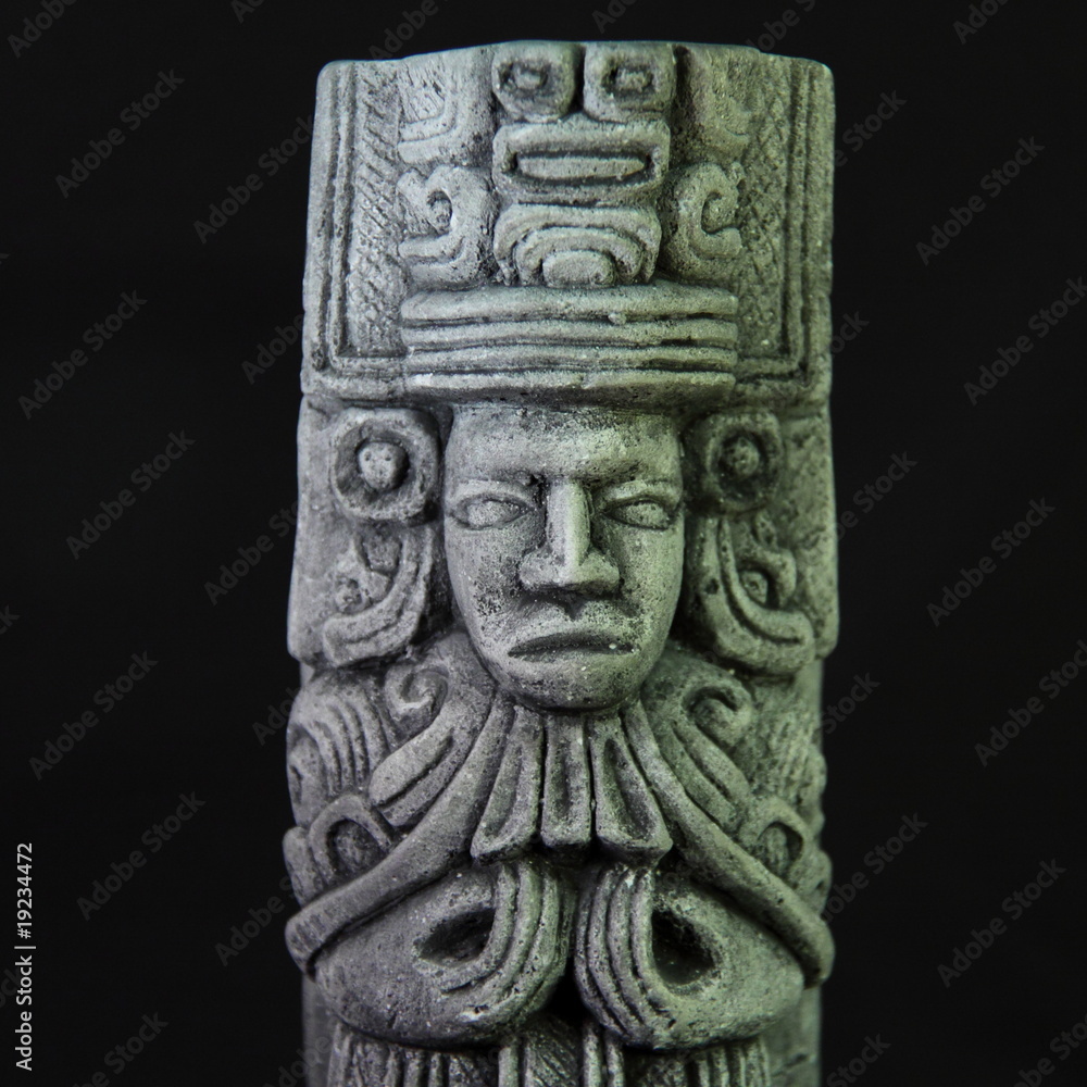 Statuette maya