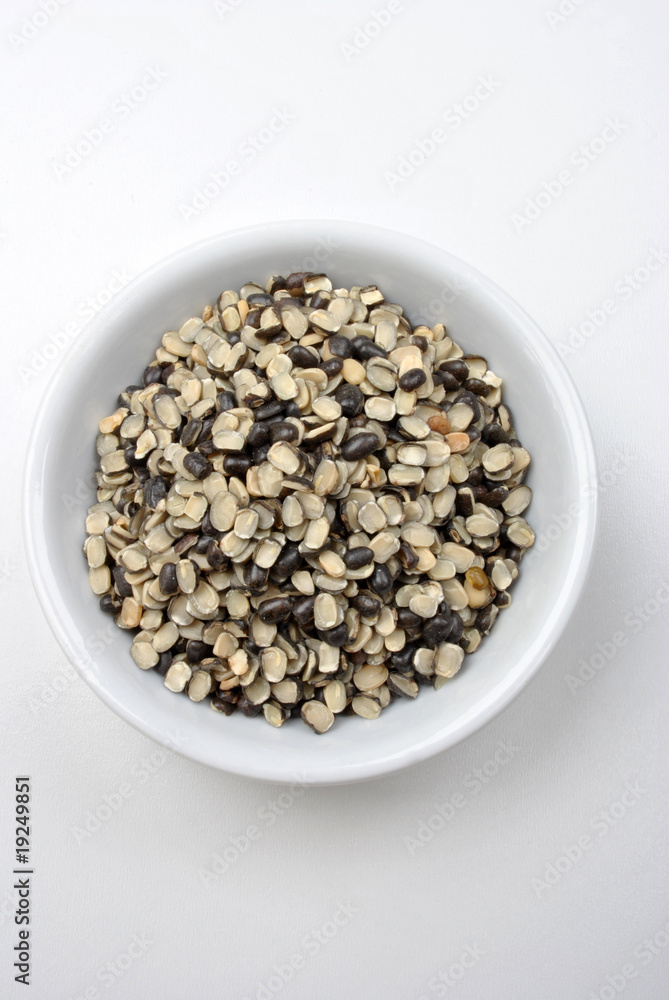 urid dall chilka, organic dry split beans