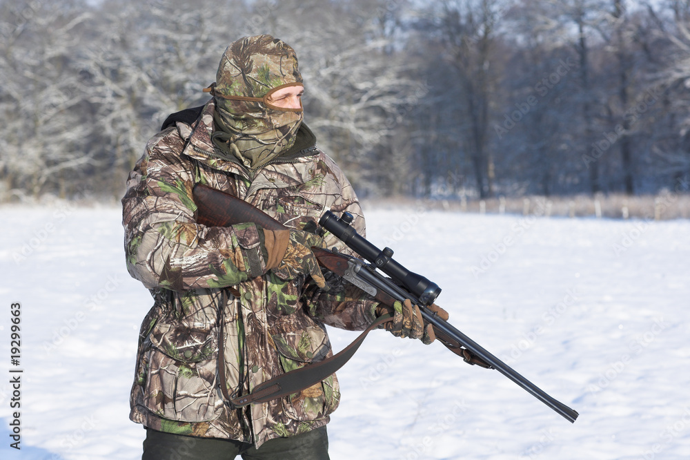 Obraz premium Jäger im Camouflageanzug