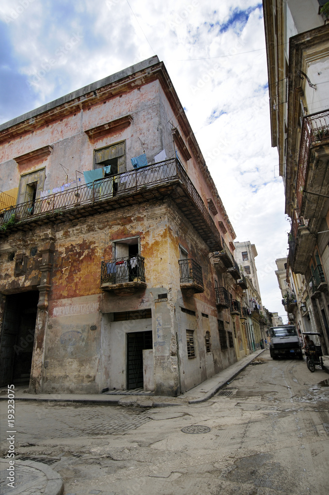 Havana eroded building facade