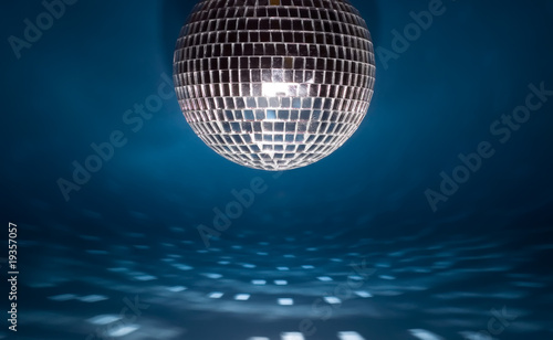 Obraz na płótnie Disco ball with lights w salonie
