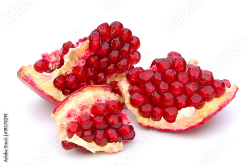 Granatapfel freigestellt - pomegranate isolated 07