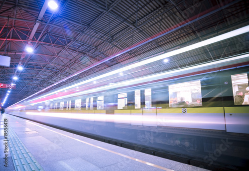 train motion blur © kalafoto