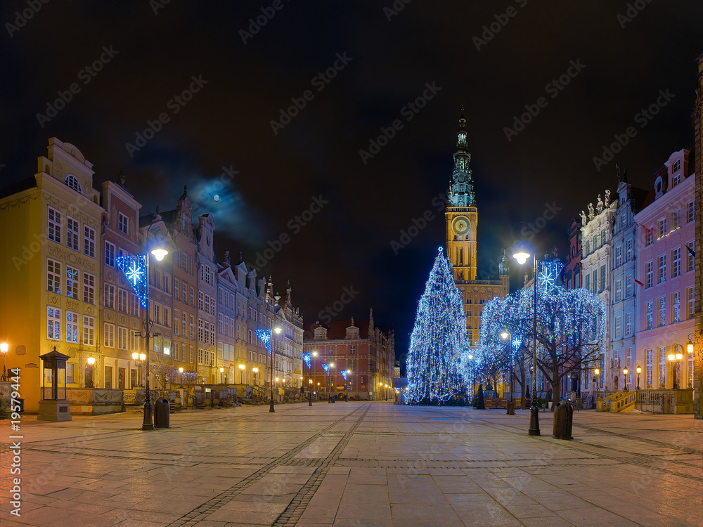 Fototapeta premium Gdansk Town Hall at night