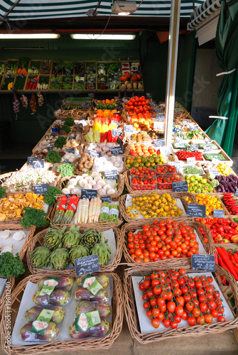 mercato verdure 4