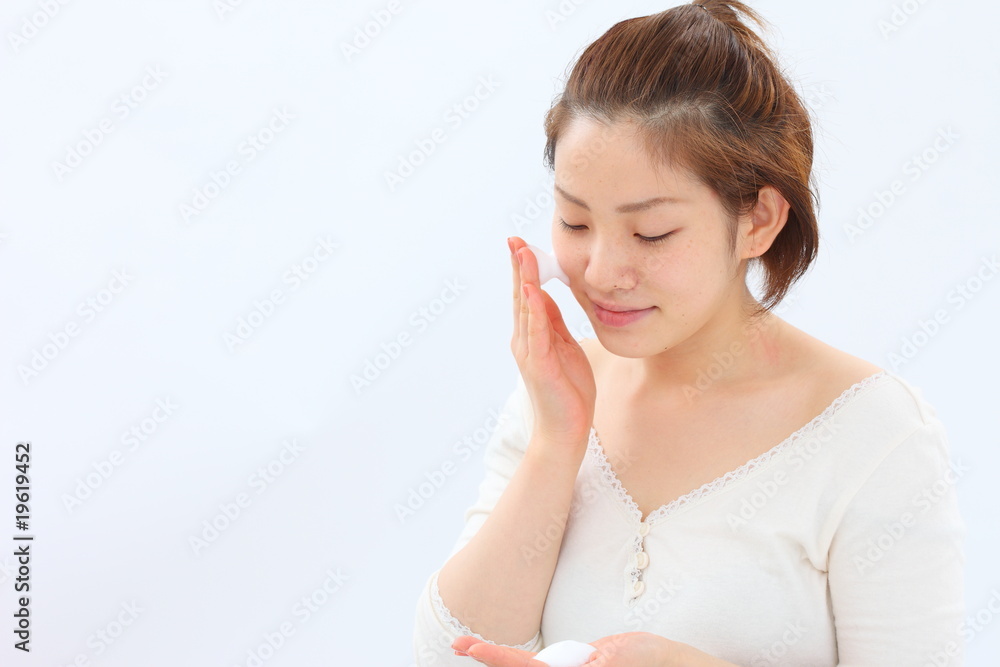 洗顔女性 洗顔女性