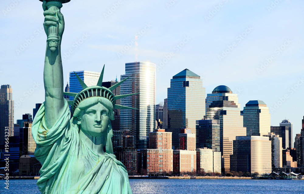 Obraz premium Lower Manhattan skylines at sunset