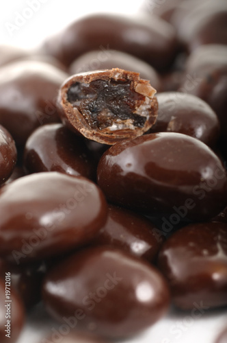 Raisins in Chocolate Cover