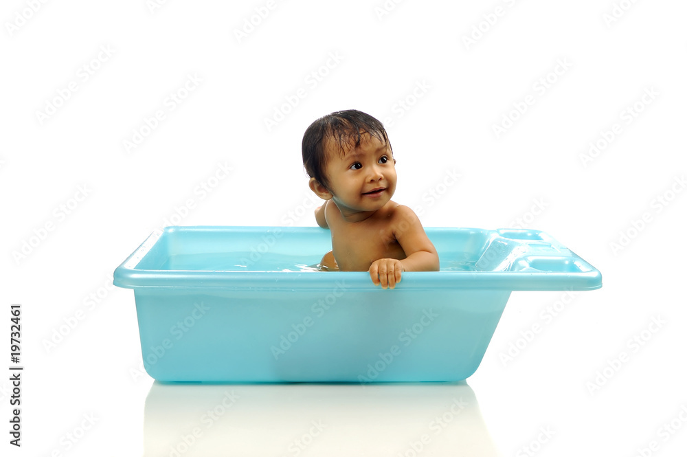 Baby Girl Take A Bath Baby Girl Take A Bath