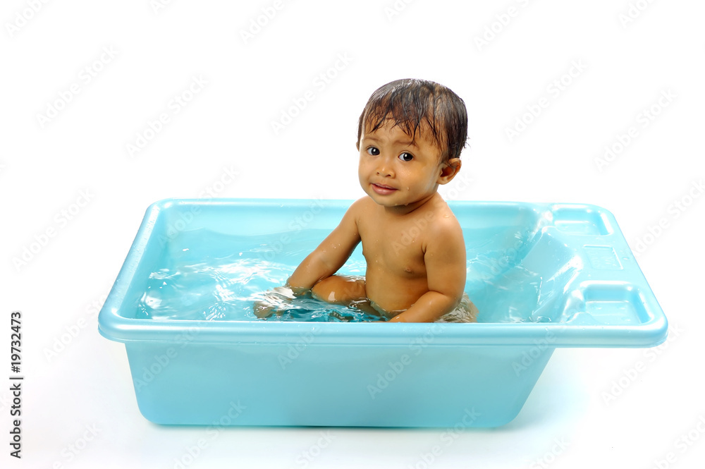 Baby Girl Take A Bath Baby Girl Take A Bath