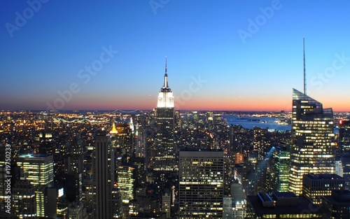 Manhattan skyline by night © rm