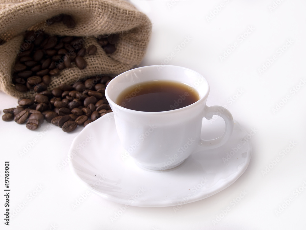 Obraz premium Coffee and coffe beans 5