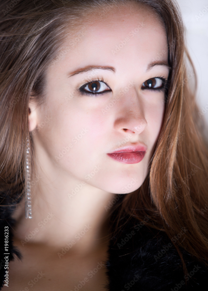 Beaty brunette looking questionable at you Beaty brunette looking questionable at you