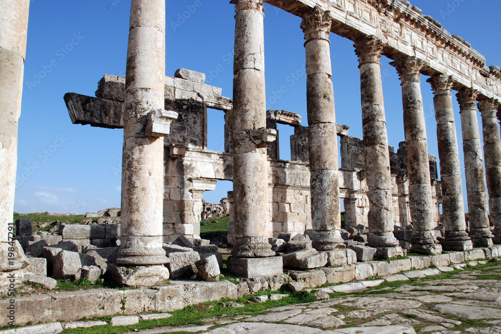 Römische Säulen in Apameia, Syrien
