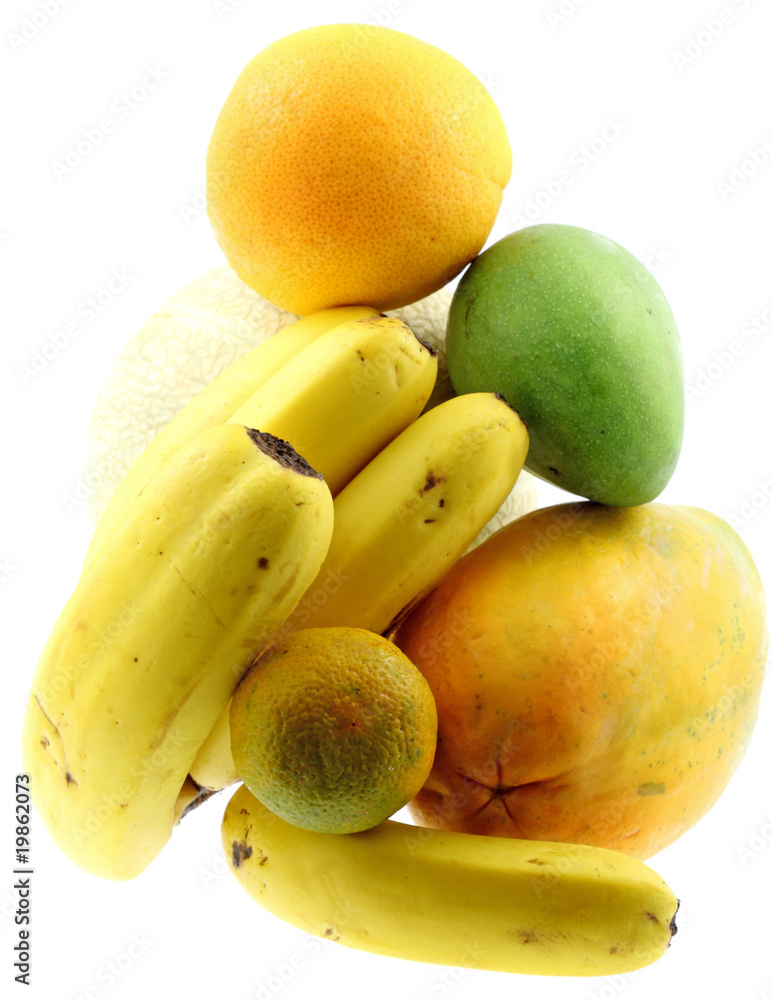 fruits exotiques: melon, papaye, banane, mangue, fond blanc