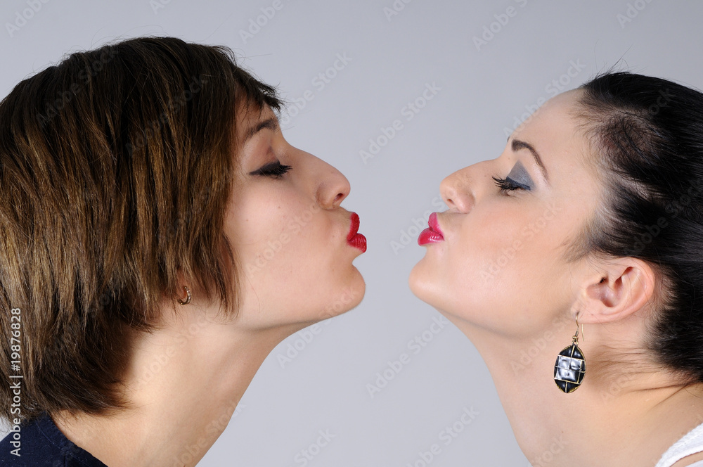 girls preparing for kissing girls preparing for kissing